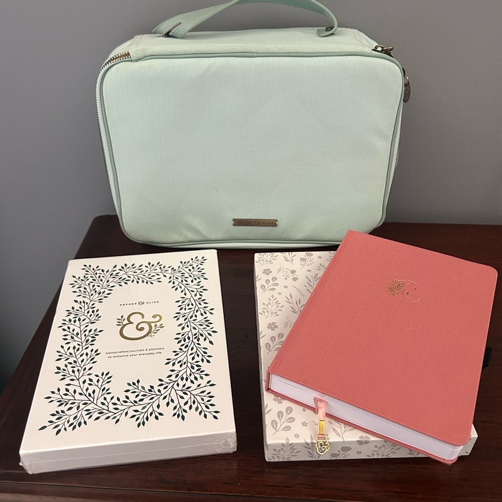 Archer and Olive Creativity Case and two brand new journals